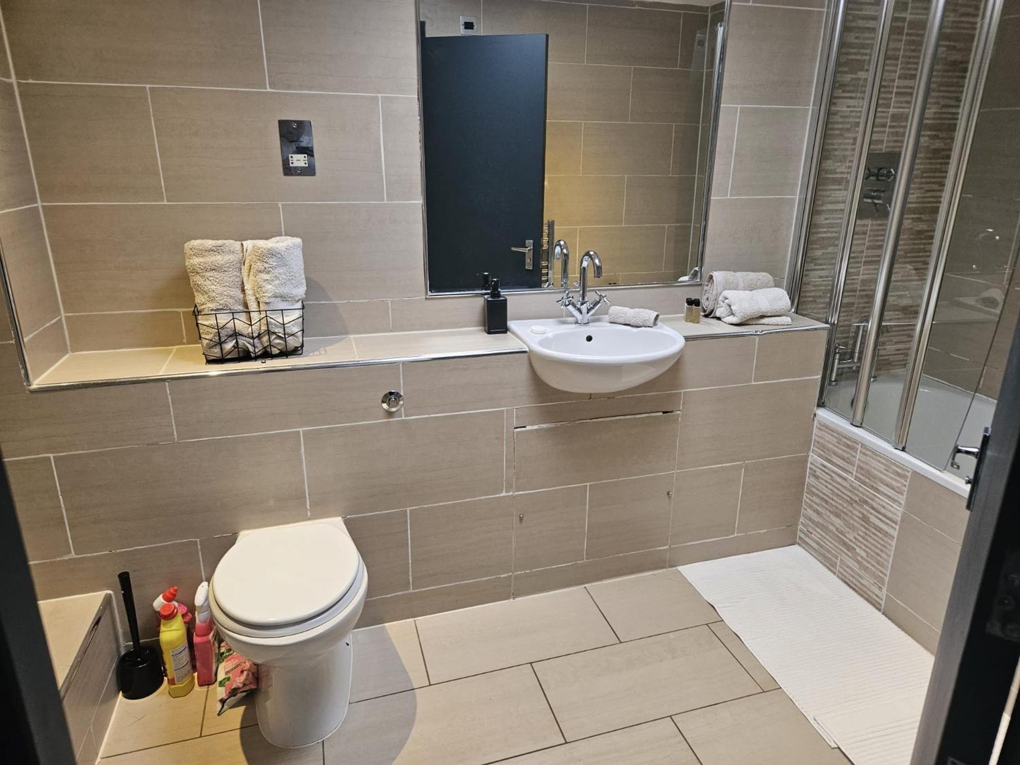 2 Bedroom City Centre Penthouse Loft Apartment Liverpool Exterior foto